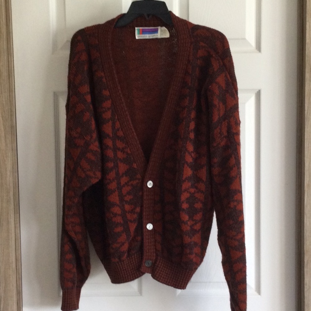 Sweater Graphix V-Neck Button Up Sweater